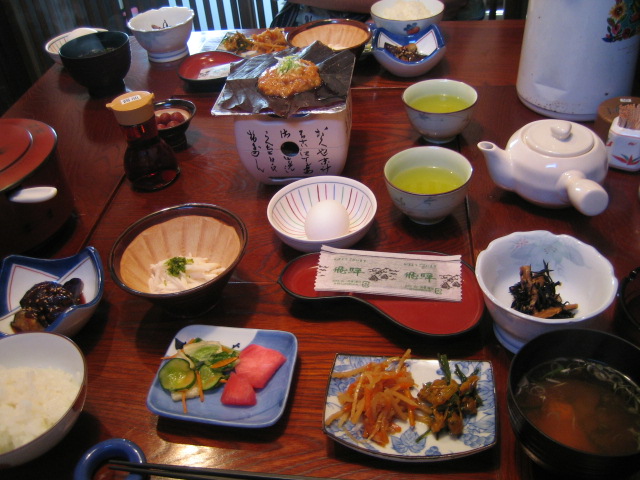 奥飛騨　平湯温泉　ふわり湯の花湯元館の朝ごはん_e0250872_14202117.jpg