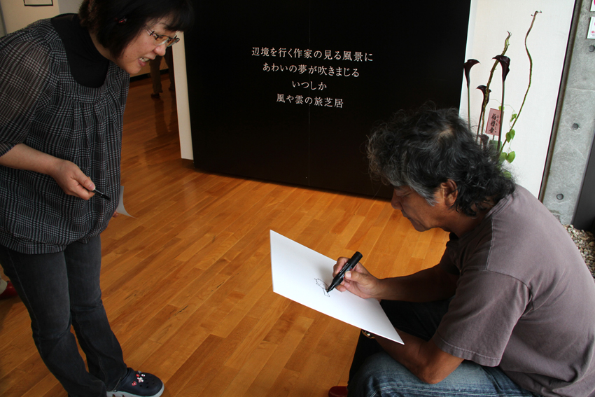 椎名誠氏による講演会が写真の町・東川町で行われました!_b0187229_1744088.jpg