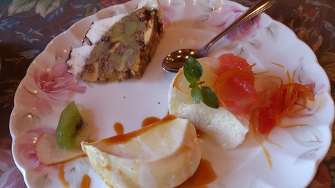 ちょっと贅沢ランチatキャナリーロウ。_d0182179_1854885.jpg