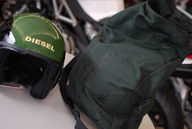 ＤＩＥＳＥＬ（ディーゼル）ヘルメット取扱い開始_d0099181_22184656.jpg