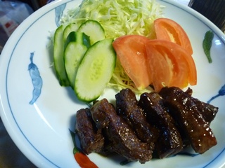 最近、夕飯の時間が遅くなりました_b0175688_21413753.jpg