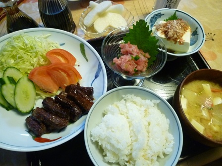 最近、夕飯の時間が遅くなりました_b0175688_2142530.jpg