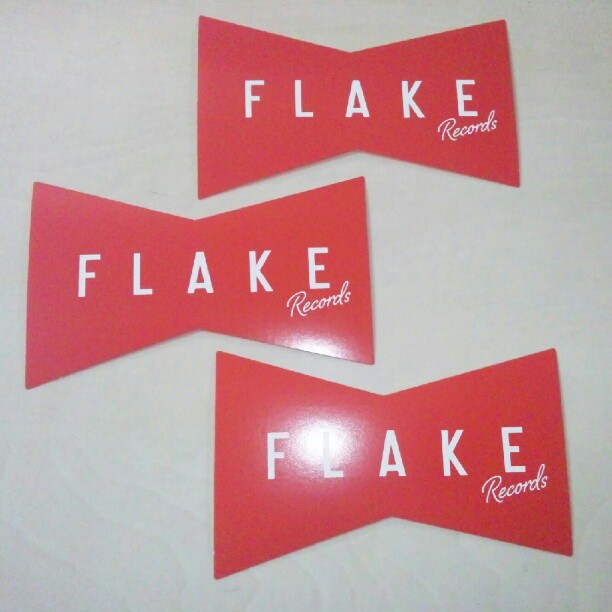 FLAKE NEWステッカー配布開始！！今回はCBMDのゴローちゃんデザイン！_a0087389_13584798.jpg