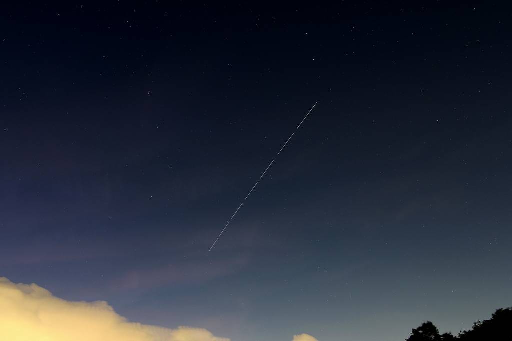 昨夕のカワセミ/国際宇宙ステーション/真っ赤な朝焼け_b0024798_13594541.jpg