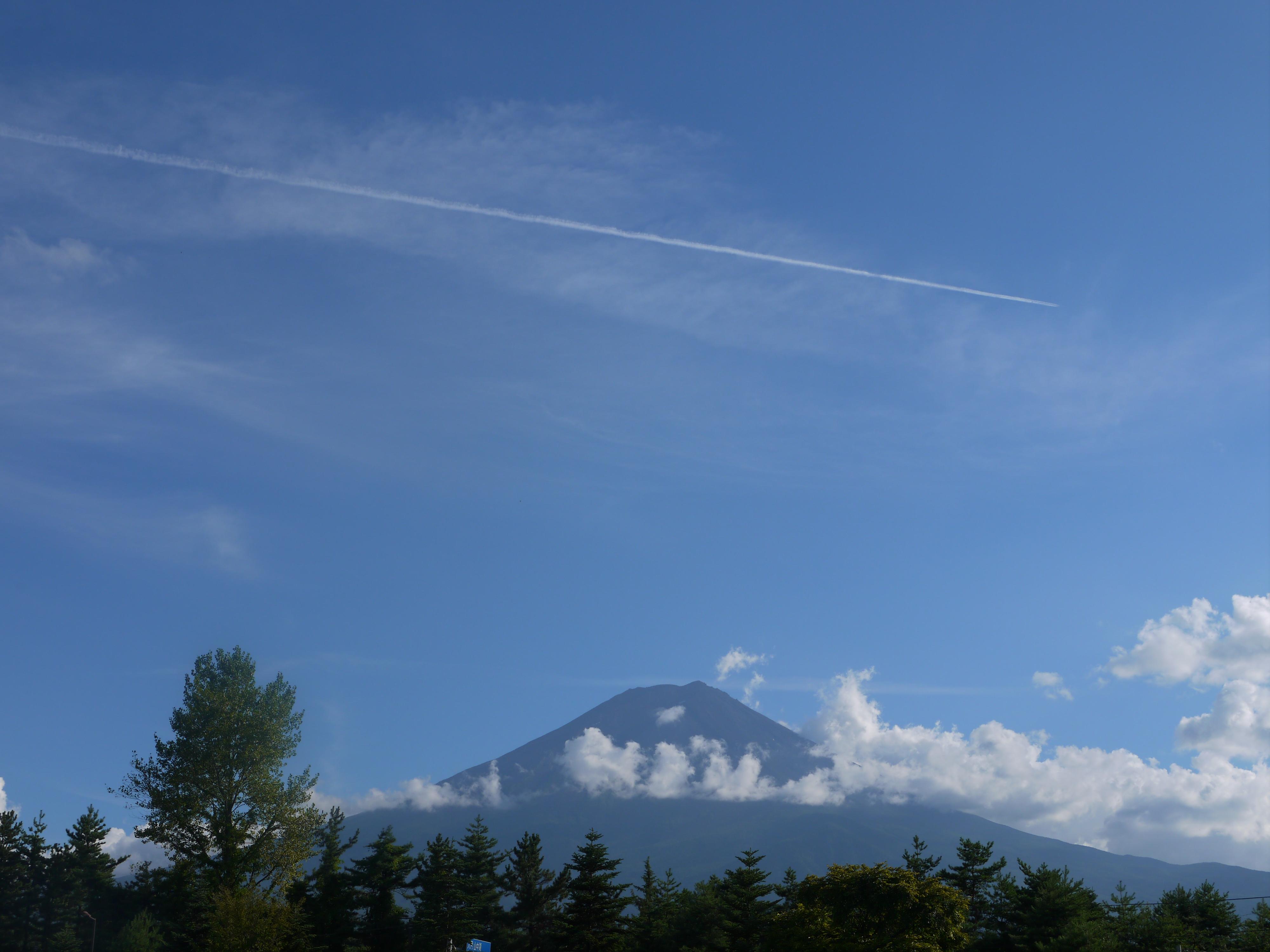 トーマス号と富士山？_e0123104_7234392.jpg