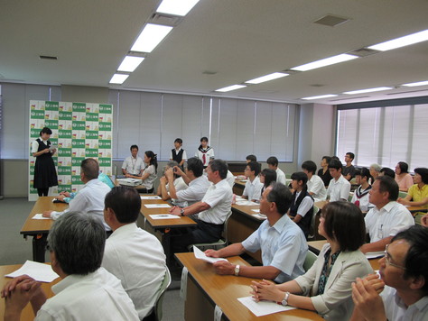 中学生海外派遣団帰国報告会_d0130714_22515268.jpg
