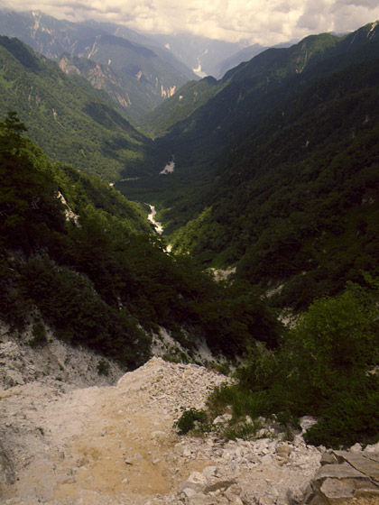 2012年夏の遠征3日目[肆]：槍ヶ岳山荘へ_a0166940_18151184.jpg