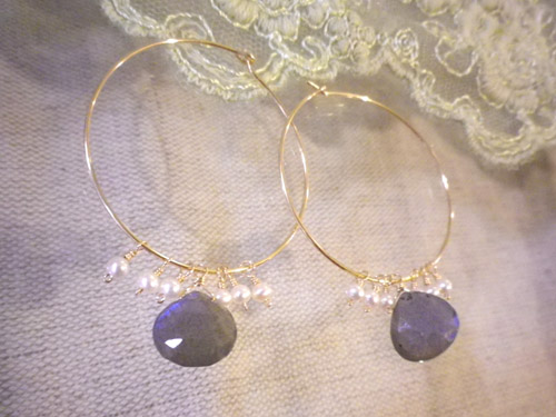 ラブラドライトのネックレスとピアス (&)_a0232169_6155540.jpg