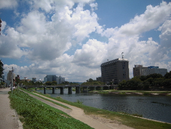 岡崎城_e0033570_6373047.jpg