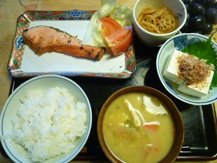あまりに暑いので、食事もさっぱりシンプルに_b0175688_21105532.jpg