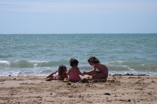 Les enfants a la plage＊浜辺の子供達＊_b0107891_424584.jpg