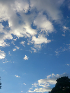 飛騨高山の旅　空とか雲とか、飛行機雲に地震雲も！？_b0217204_23243478.jpg