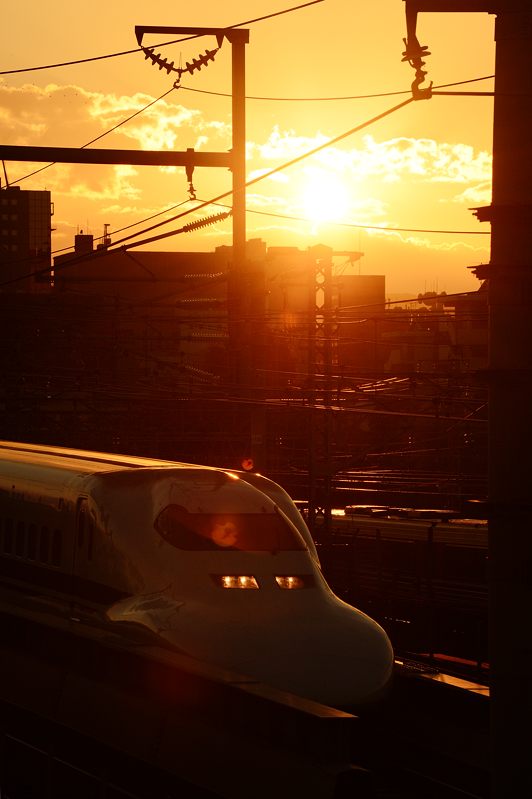 夕暮れ東山跨鉄橋_f0032011_19402644.jpg