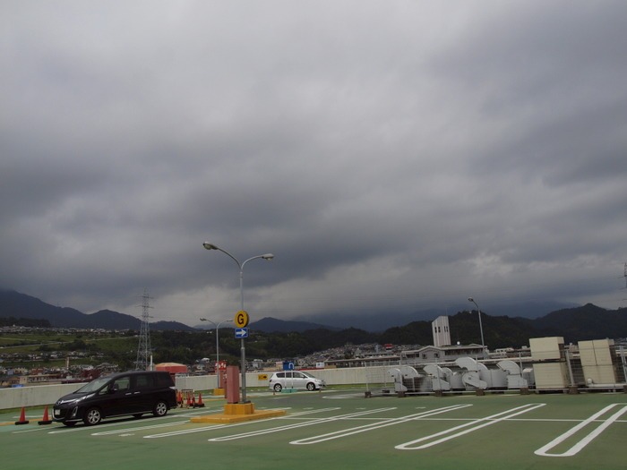 曇り空_c0116915_0113340.jpg