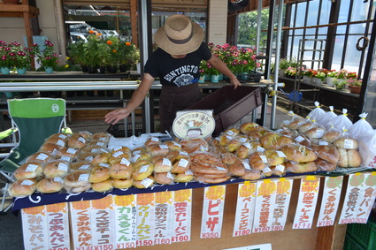移動カフェMAKAP&倉渕パン工房湧然&桑茶かふぇ 2012_e0228938_17321949.jpg