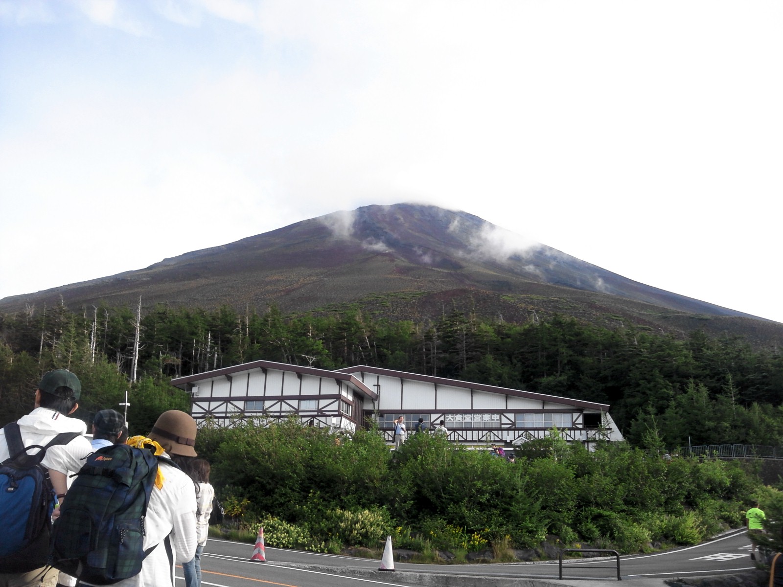 NEWランチと昨日の定休日の事。_e0230154_20989.jpg