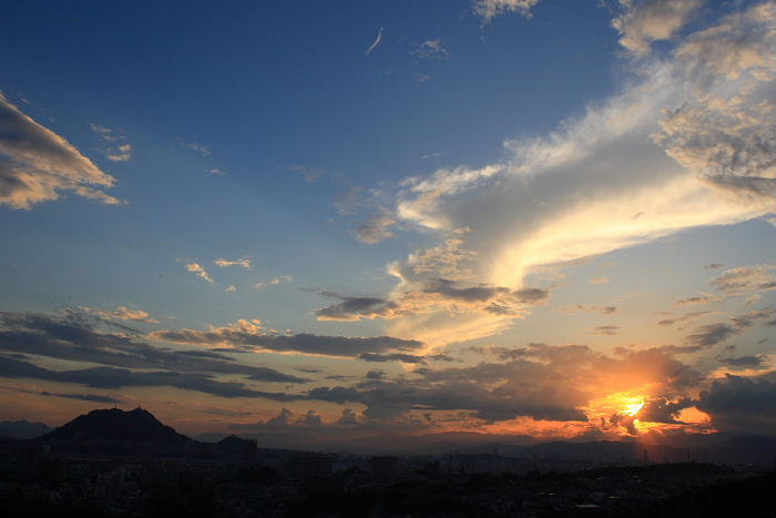 2012年8月6日　雲に包まれた夕陽_c0241488_0264092.jpg