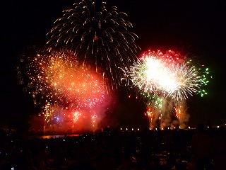 2年ぶりの花火大会_b0019546_225081.jpg