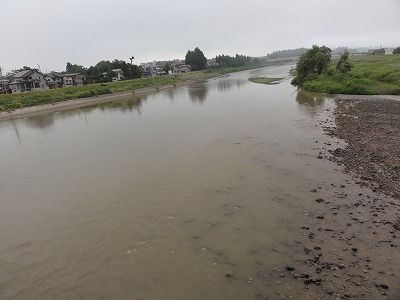 朝の様子_a0084753_15365774.jpg