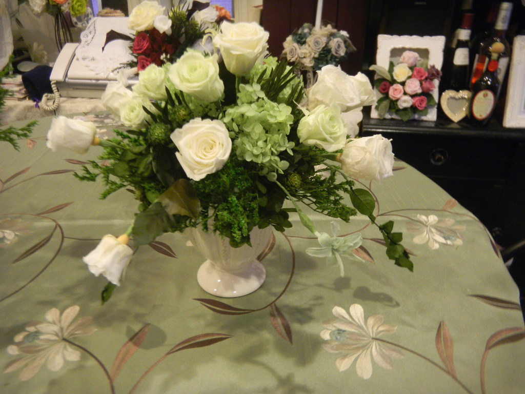 8月は 「 ゴッホの薔薇 」_c0195496_22545247.jpg