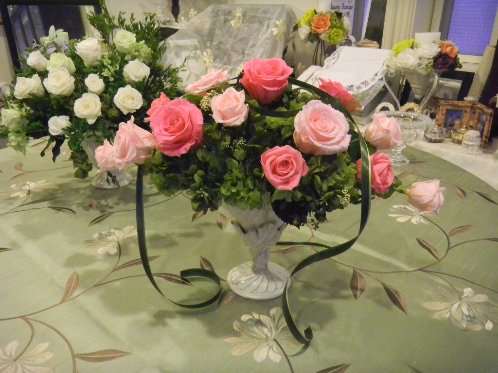 8月は 「 ゴッホの薔薇 」_c0195496_22591680.jpg