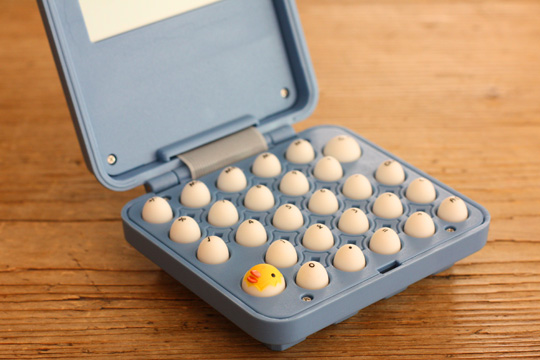 可愛いタマゴな電卓と色気のない電卓 ビーズ フェルト刺繍pienisieniの旧ブログ