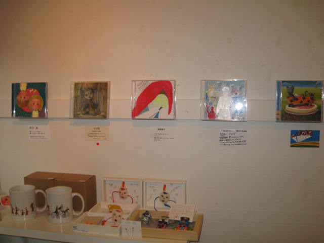 「CDサイズアート展Vol.5. \"モン　マンガ ファヴォリ”」レセプションレポート_a0093332_1422295.jpg