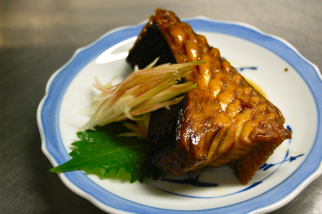 海鷂魚 エイ の煮付け 煮こごり 知りたがりやの食べたがりや