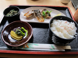 f0224632_2241332.jpg
