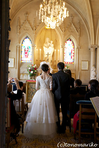 フランスの小さな古城の結婚式_c0024345_23251623.jpg