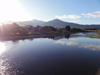 雨が降ってきました_a0084753_149367.jpg