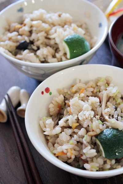 ごぼう茶と舞茸の香りご飯、50度洗いのお肉で出汁しゃぶ。_e0192461_102058.jpg