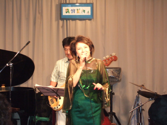 荒川和子ライブ_c0229062_16111749.jpg