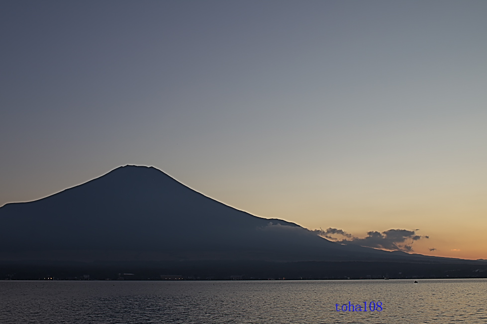 山中湖からの富士山１_f0010298_2321488.jpg