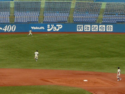 國學院大対中央大 9月3日 東都大学野球1部_b0166128_17215419.jpg