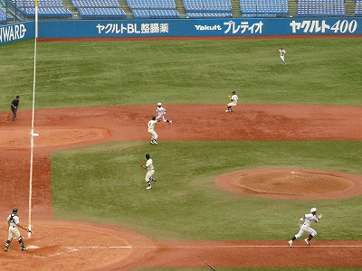 國學院大対中央大 9月3日 東都大学野球1部_b0166128_17445126.jpg