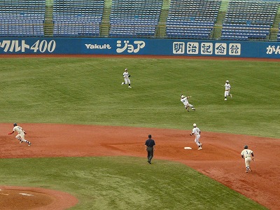 國學院大対中央大 9月3日 東都大学野球1部_b0166128_1905784.jpg