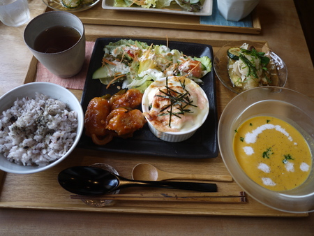 三田へ☆ カフェふた葉♪ Barnshelf ♪ うわのそら♪_b0110035_03589.jpg