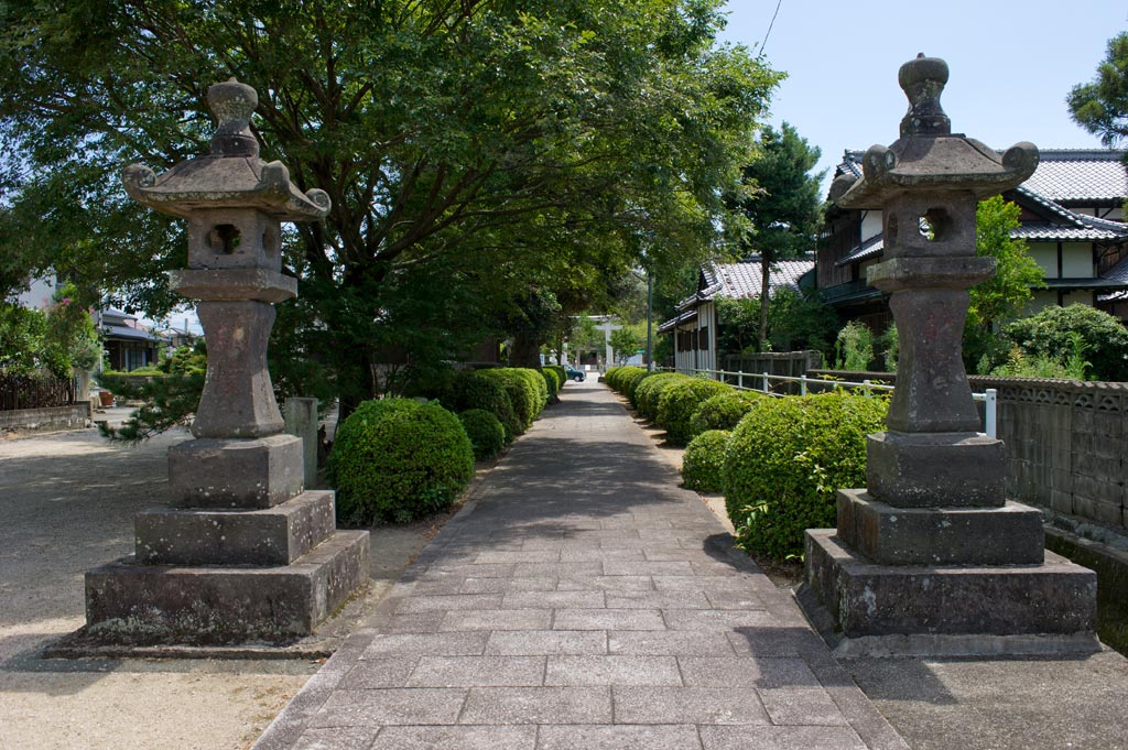 御勢大霊石神社　福岡県小郡市_b0023047_4251010.jpg