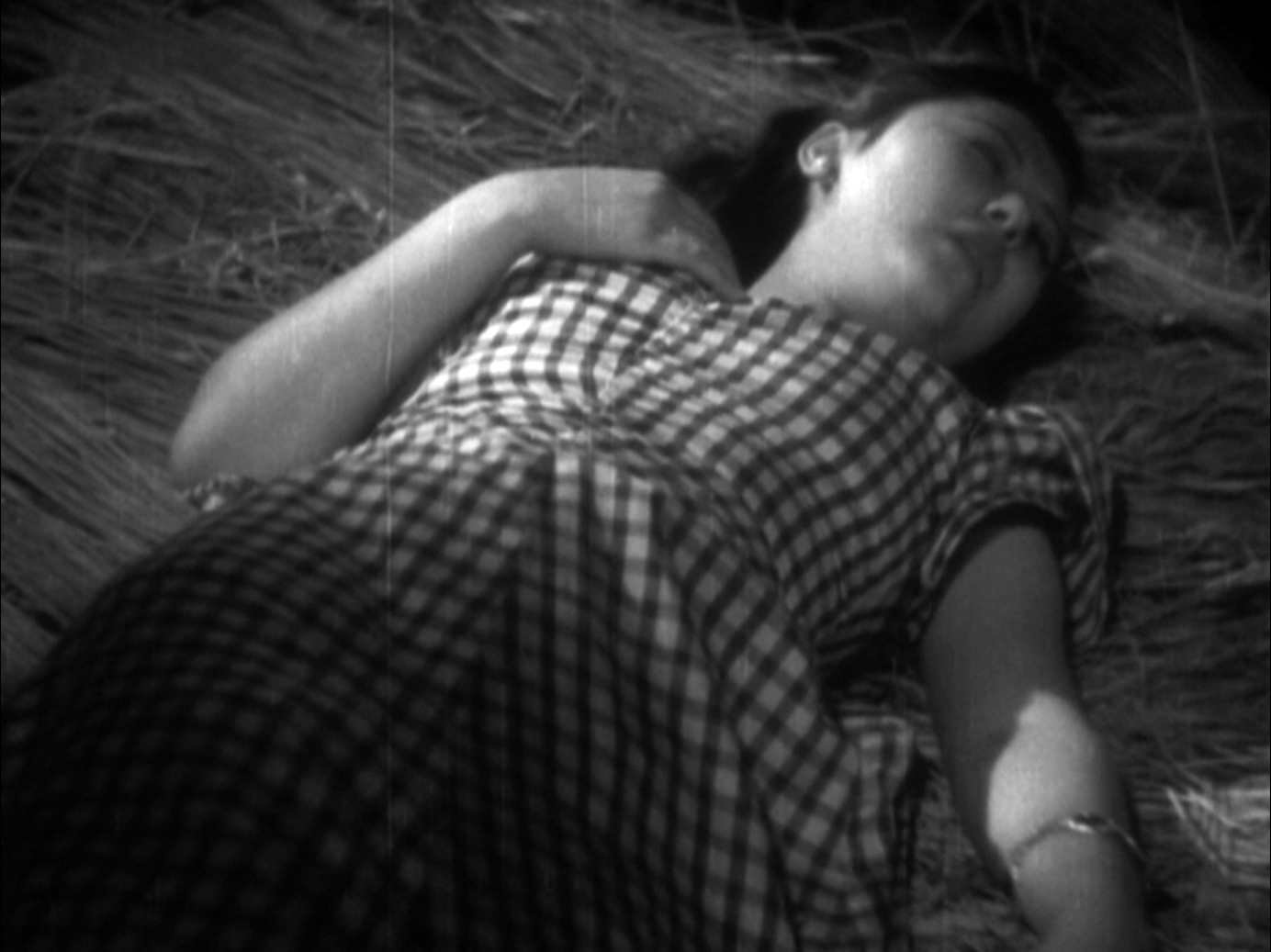 津島恵子（つしま・けいこ）「安城家の舞踏會」（1947）《後篇》_e0042361_2211315.jpg