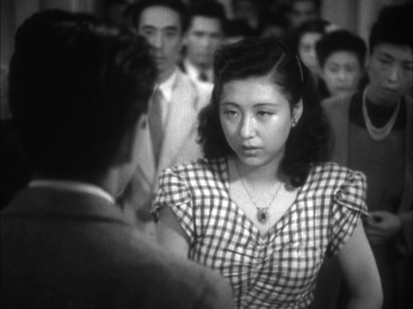 津島恵子（つしま・けいこ）「安城家の舞踏會」（1947）《後篇》_e0042361_22184852.jpg