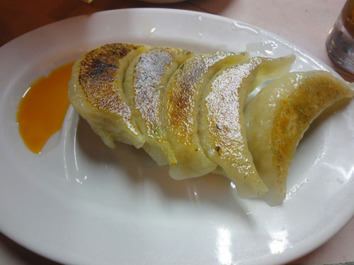 東京 新宿 思い出横丁 岐阜屋 中華 歌舞伎町 サームロット タイ料理 ふりむけばスカタン 東京 新宿 思い出横丁 岐阜屋 中華 歌舞伎町 サームロット タイ料理 ふりむけばスカタン