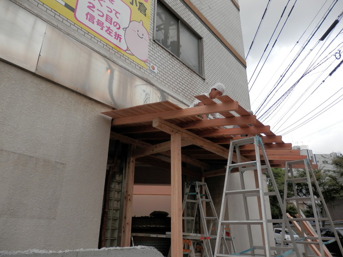 「大壁」塗り2日目&「厨房器具」搬入&「屋根」張り☆_a0125419_832507.jpg