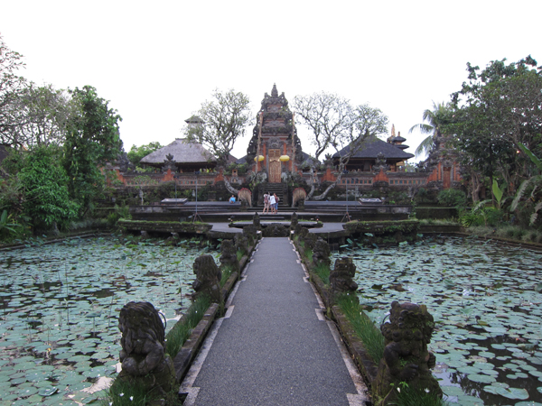 Bali島の旅（2012年3月）_e0097130_21582152.jpg