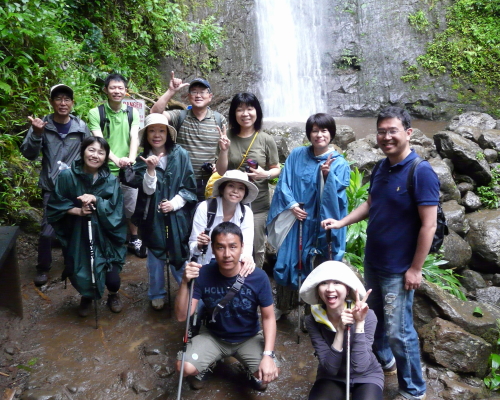 MANOA FALLS TRAIL_a0132260_18193027.jpg