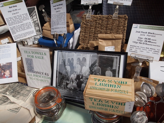 ロンドン・食の宝庫 Borough Market_c0132488_20241743.jpg