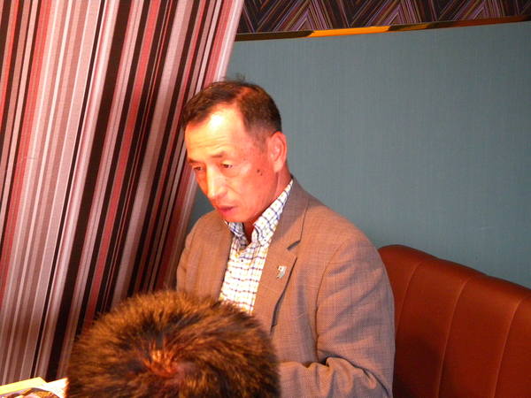 田母神先生とお会いしました、、_e0080201_20335750.jpg