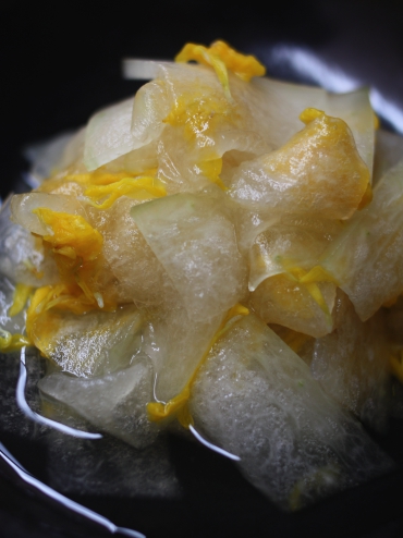 冬瓜と菊の花の甘酢漬け_f0235919_22292334.jpg