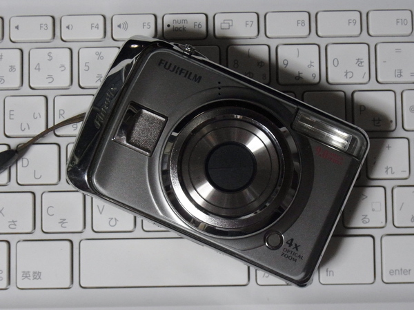 FUJIFILM FinePix A900もいいカメラ、しかし・・・_a0086270_0113341.jpg
