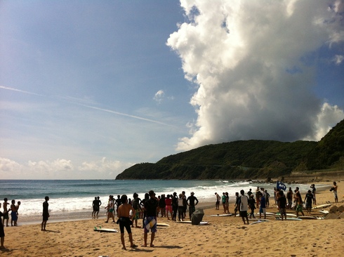 恋ヶ浦ビーチクリーン+NSA SURFERS BEACH CLEAN ACT 2012 supported by patagonia_c0058609_2194983.jpg